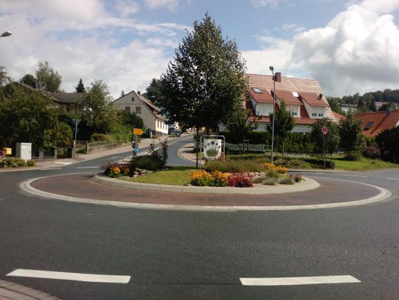 Verkehrsinsel im Ortsteil Brensbach